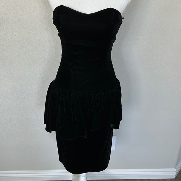 Positively Ellyn Vintage Velvet Dress - Size 6 - Picture 2 of 11
